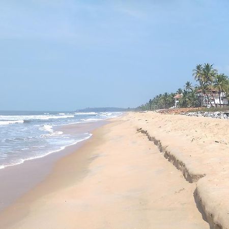 Sun N Tan Beach Home Stay Kannur Exterior photo